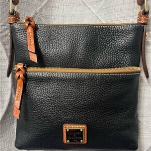 Dooney & Bourke crossbody bag